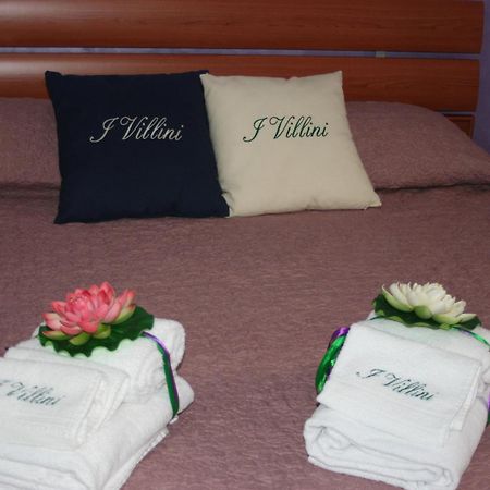 I Villini Affittacamere ฟิวมิชีโน ภายนอก รูปภาพ