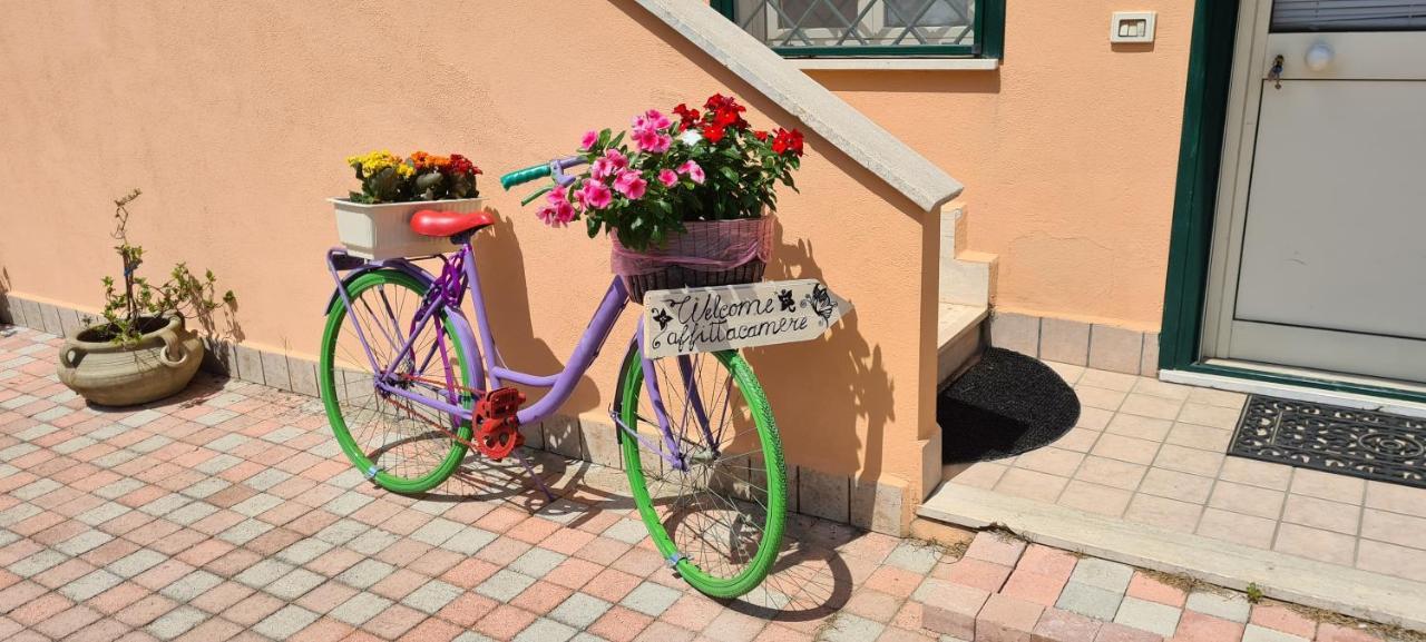 I Villini Affittacamere ฟิวมิชีโน ภายนอก รูปภาพ