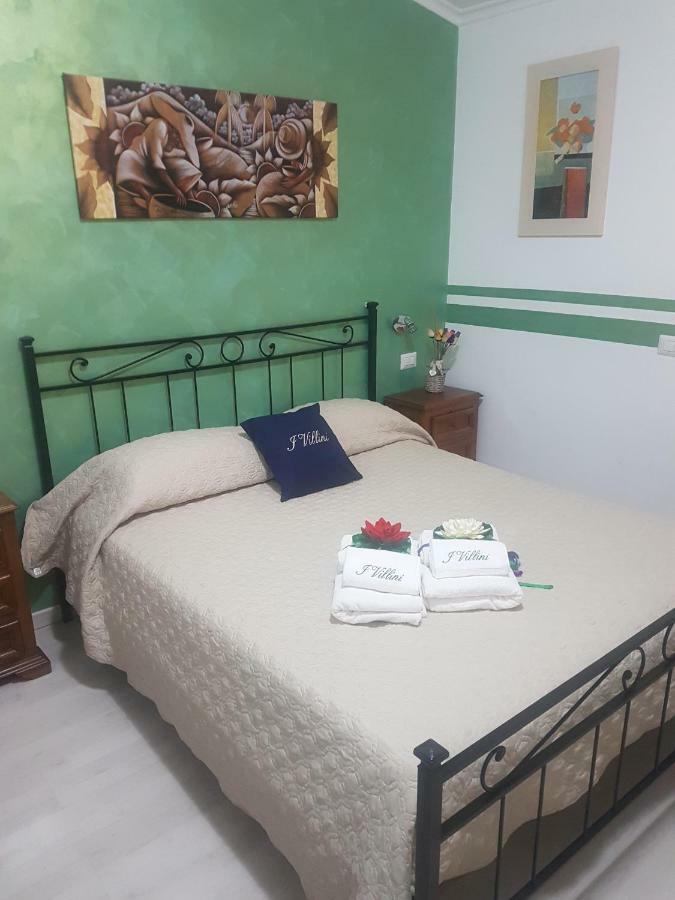 I Villini Affittacamere ฟิวมิชีโน ภายนอก รูปภาพ